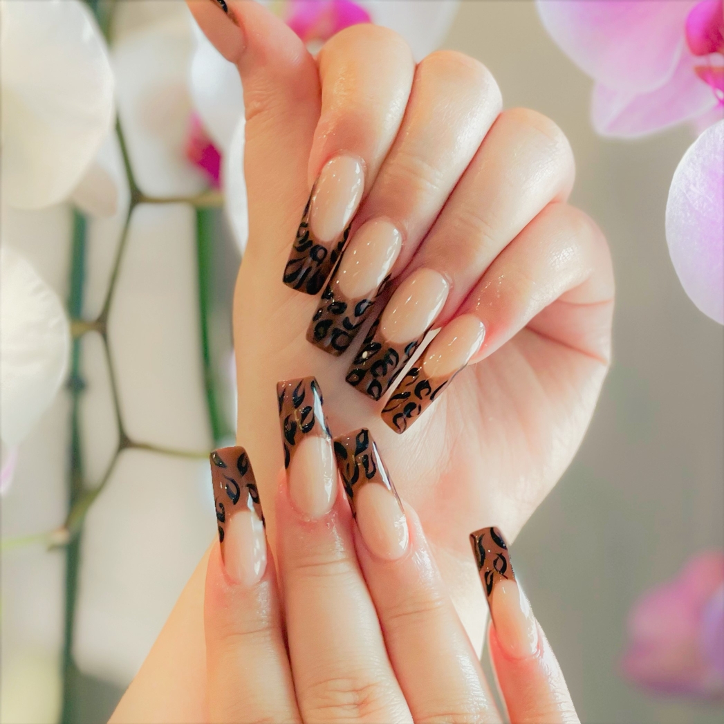 Home T&L Nails Tampa's Nail Shoppe